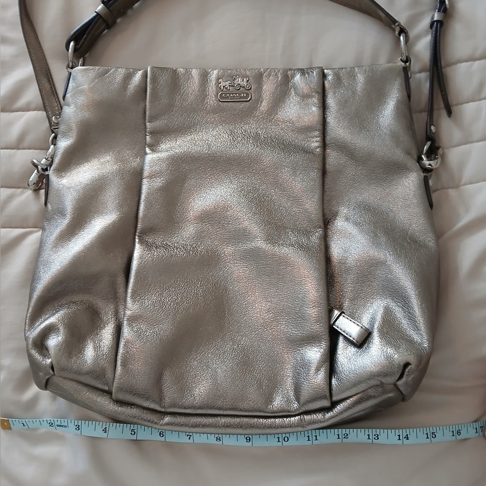 Coach Shimmering metallic Shoulder Bag - Picture 5 of 10